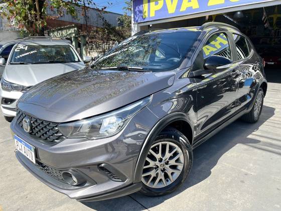 FIAT ARGO 1.8 E.TORQ FLEX TREKKING AT6 FIAT ARGO 1.8 E.TORQ FLEX TREKKING AT6
